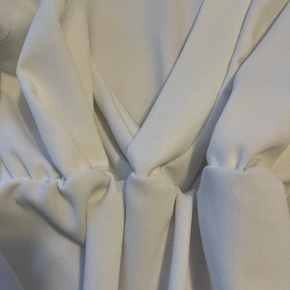 Boohoo long sleeve bodysuit mesh arms - Picture 5 of 10